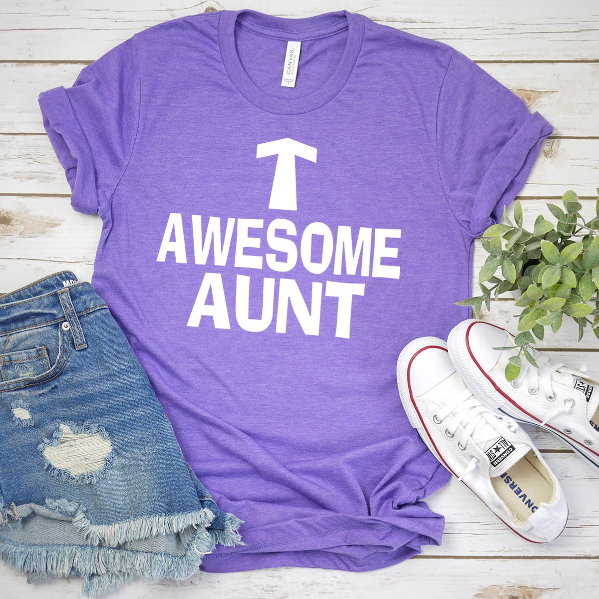 Awesome Aunt - Short Sleeve Tee Shirt