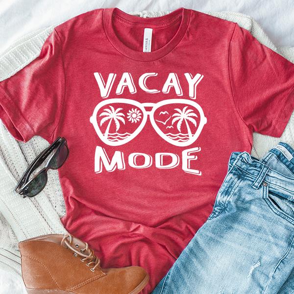 Beach Vacay Mode - Short Sleeve Tee Shirt