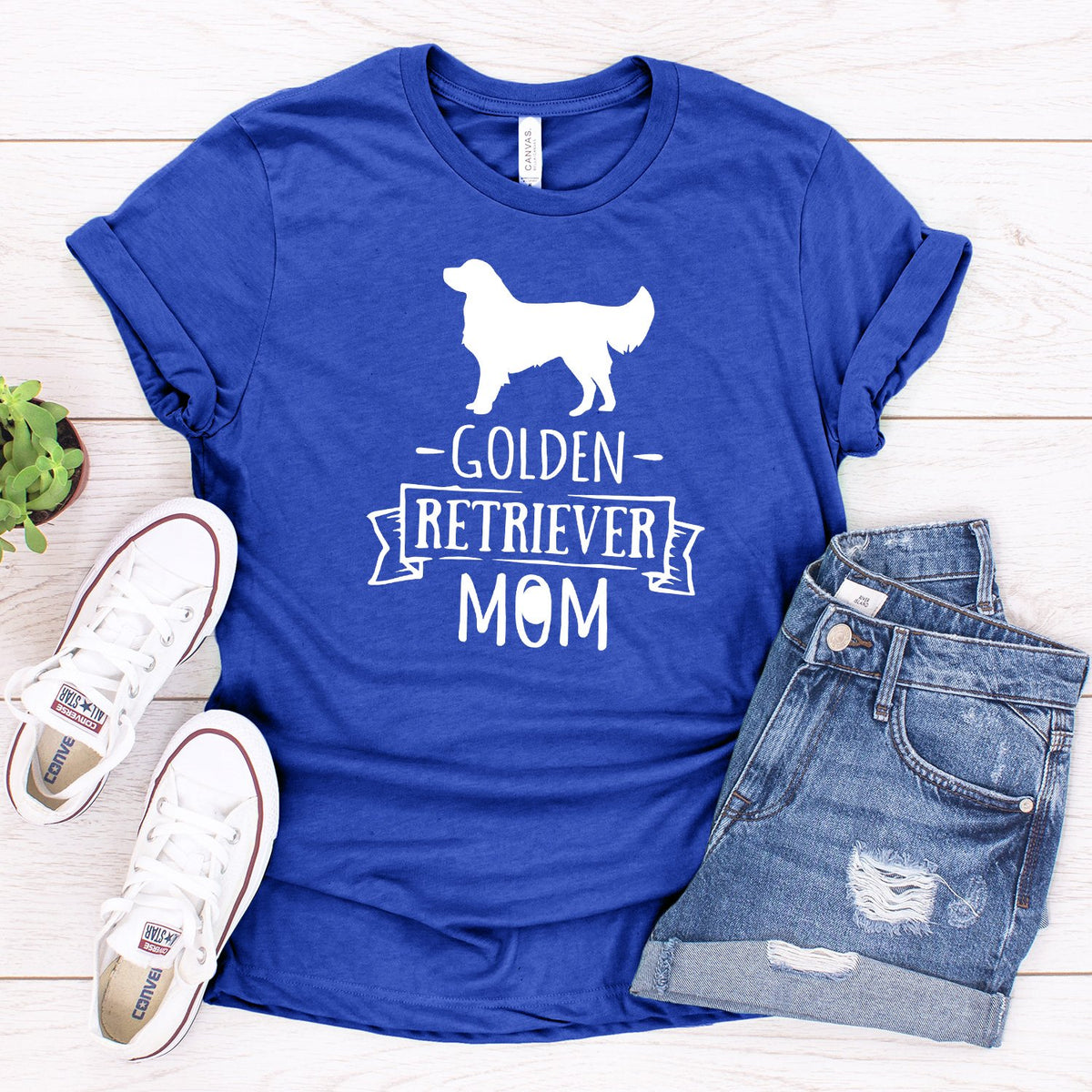 Golden Retriever Mom - Short Sleeve Tee Shirt