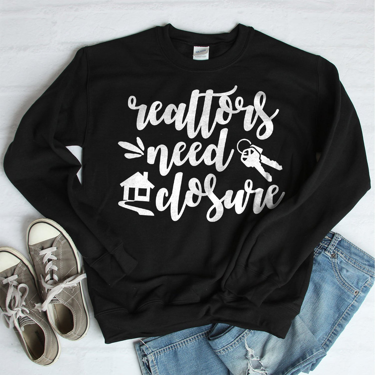 Realtors Need Closure - Long Sleeve Heavy Crewneck Sweatshirt