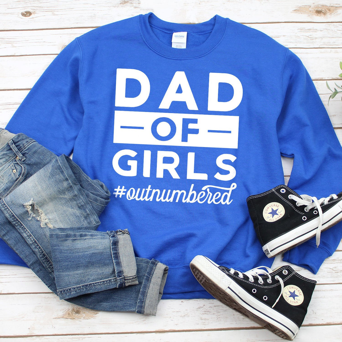 Dad Of Girls Outnumbered - Long Sleeve Heavy Crewneck Sweatshirt