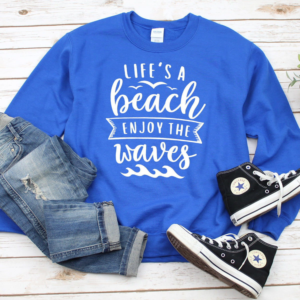 Life&#39;s A Beach Enjoy The Waves - Long Sleeve Heavy Crewneck Sweatshirt